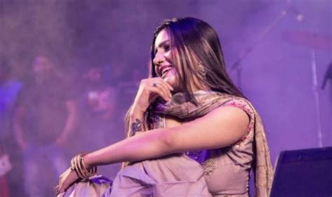 Haryanvi Hot Dancer Sapna Choudhary Shares A Smiling Picture From Stage Show Post Will Motivate