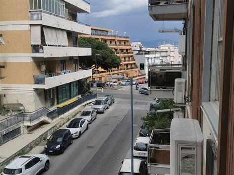 Vendita Appartamento Messina Trilocale In Viale Regina Margherita 65