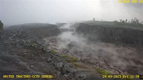 Akibat Hujan Banjir Lahar Dingin Semeru Terjang 2 Desa Di Lumajang