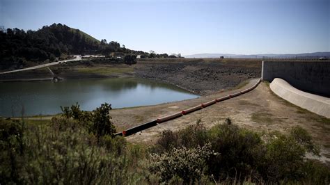 Feds order draining of California reservoir despite ongoing drought