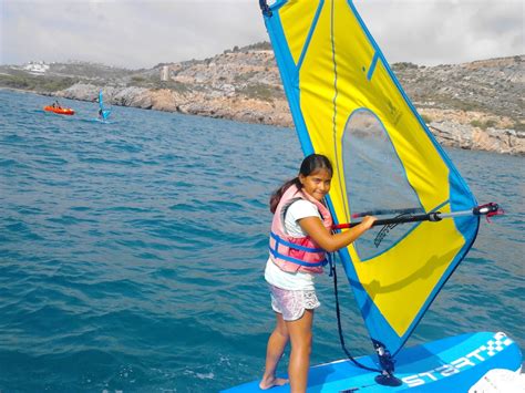 Actividades Náuticas para niños Escuela de Vela Club Náutico Oropesa