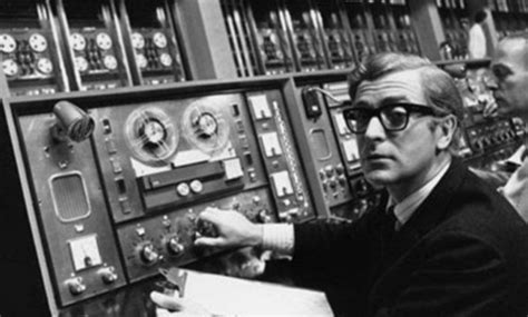 Quem Inventou A Internet - Quem inventou a internet? Conheça a sua história de origem - TecMundo