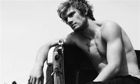 Alex Pettyfer Tattoos Ring Finger