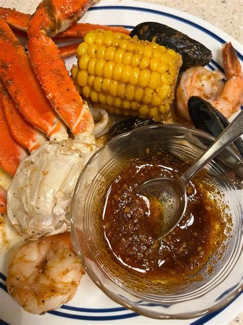 Juicy Crab Seafood Boil With Cajun Garlic Butter Sauce The Tasty Bite