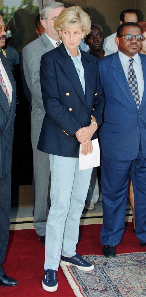 6 Princess Diana Denim Outfit Formulas That Look Cooler Than Ever Princess Diana Fashion