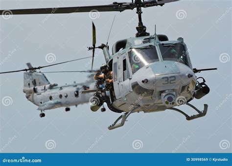 Marines Helicopter USA editorial stock image. Image of fast - 30998569