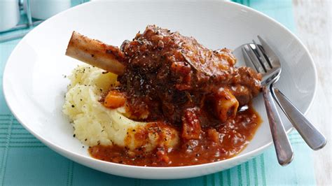 how to slow cook lamb shanks - Sarah Wilson