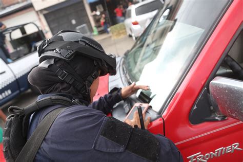 Asegura La Ssp Veh Culos Y Detiene A En Uruapan Quadrat N Michoac N