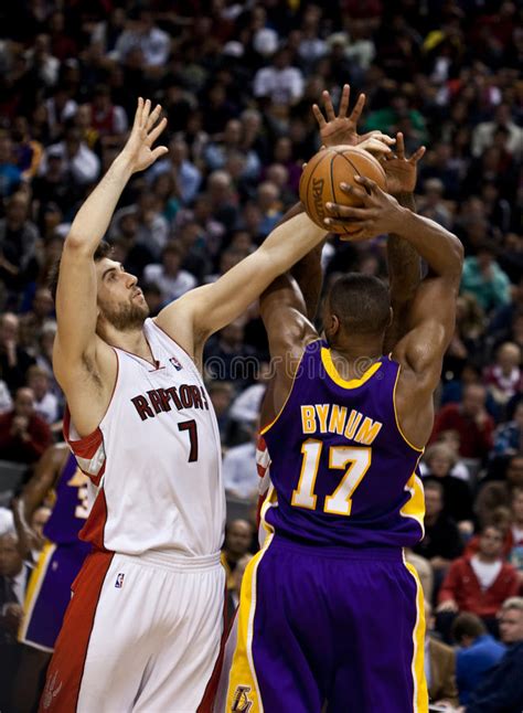 Toronto Rapters Versus Los Angeles Lakers Redactionele Stock Afbeelding