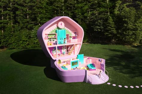 Airbnb Unveils Life-Sized Polly Pocket House For Nostalgic '90s ...