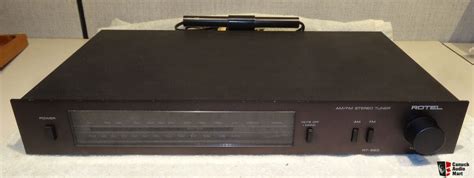 Rotel RT-820 AM FM stereo tuner Photo #3053067 - Canuck Audio Mart