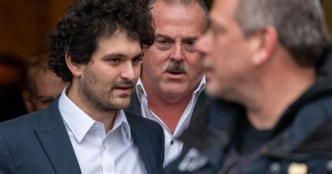 Ftx Founder Bankman Fried Allowed 250m Bond House Arrest Huffpost Latest News