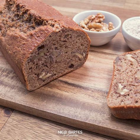 Schnelles Low Carb Walnussbrot Mit Dinkelmehl