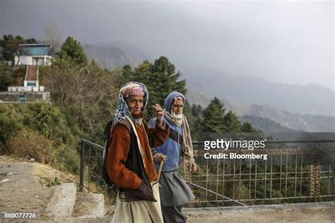 255 Rajouri District Photos & High Res Pictures - Getty Images