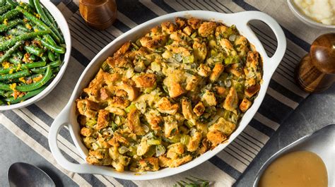 What Should You Use In Place Of Eggs For Vegan Stuffing