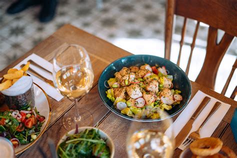 Menus | Hall & Woodhouse Crowthorne