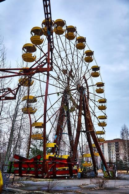 Roda Gigante Velha Na Cidade Fantasma De Pripyat Consequ Ncias Do