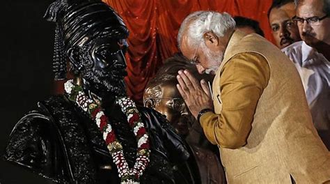 PM Modi Bows To Chhatrapati Shivaji On His Birth Anniversary The