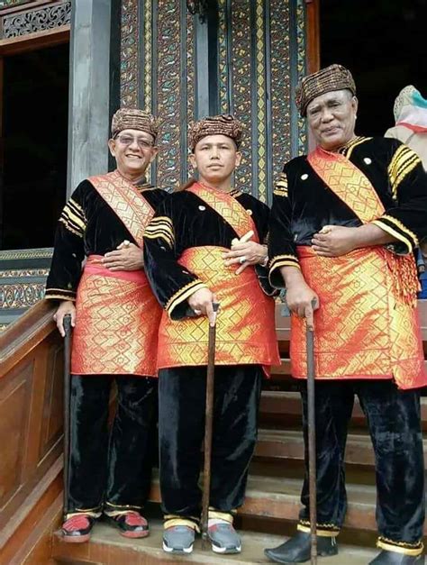 Detail Gambar Pakaian Adat Sumatera Koleksi Nomer 28