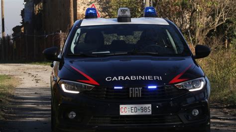 Dramma In Trentino Un Uomo Di Anni Uccide Lex Compagna E Poi Si