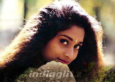 Shalini Ajith Kumar Photos - Tamil Actress photos, images, gallery ...