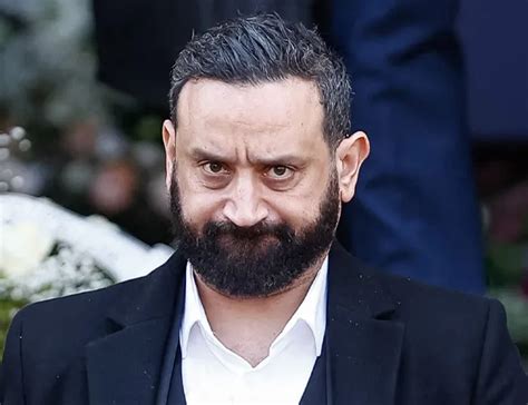 Cyril Hanouna Il Sen Prend Anne Hidalgo Public