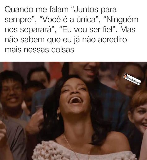 Todos nós temos um amigo a que gosta de fazer caretas nas fotos Memes