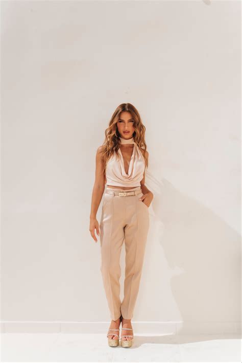 Cropped Magnólia Nude Voga Brand