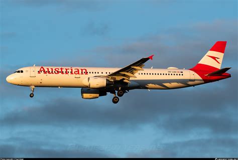 OE LBD Austrian Airlines Airbus A321 211 Photo by Paul Hüser ID