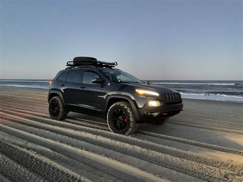 Here’s my 2016 KL Cherokee, lifted with 32’s : r/Jeep