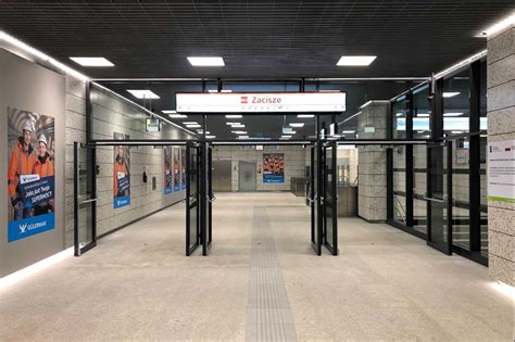 Metro jedzie na Bródno Trzy nowe stacje otwarte Transport Publiczny