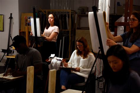 How Do You Sit Still And Get Paid At The Same Time Try Becoming A Nude Figure Drawing Model