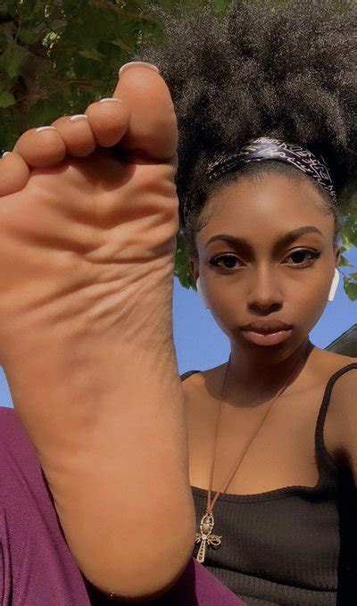 Tw Pornstars Feet Rt Promo Road To K Twitter Follow Goddess