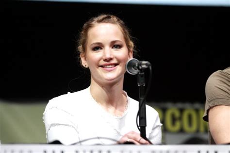 Jennifer Lawrence Breaks Silence On Nude Photo Scandal Guardian