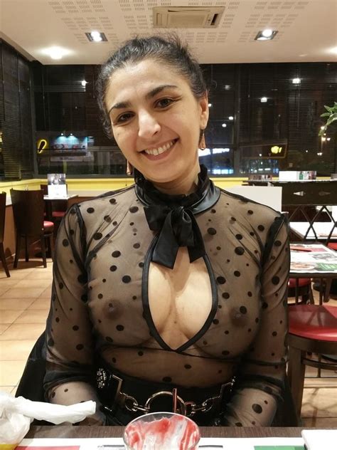 Exhibition Au Restaurant Porn Pictures Xxx Photos Sex Images Page Pictoa