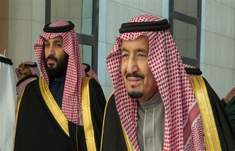 الملك سلمان وولي العهد السعودي يقدمان التعازي إلى أسرة جمال خاشقجي