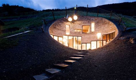 Subterranean Architecture: Interesting Approach To Design And ...