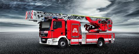 Drehleiter M32L-AT von Magirus: Teleskopteil & 32 m Arbeitshöhe