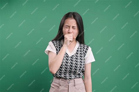 Premium Photo Sick Young Asian Woman Feeling Unwell And Coughing As