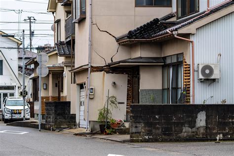 日本能登半岛地震已致62人死亡新华社张笑宇石川