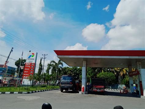 Harga Pertamax Mulai April Naik Jadi Rp Per Liter Insidelombok