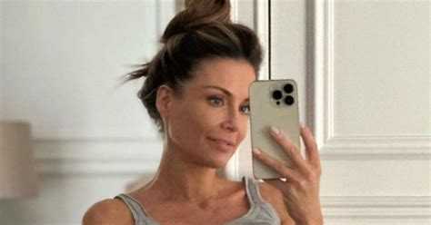 Bikini poszło w odstawkę Jej strój to hit na lato WP Kobieta