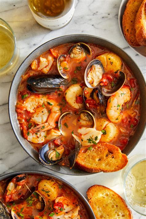 Easy Cioppino Seafood Stew Damn Delicious