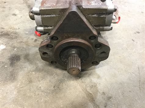 H673152 Case 1835c Hydraulic Pump For Sale