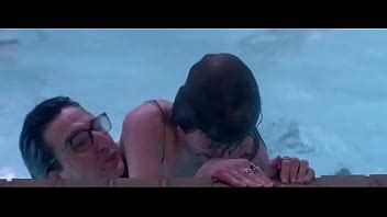 Binki Shapiro In Love XVIDEOS