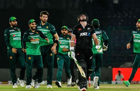 Pak Vs Nz Babar Azam Ton Lifts Pakistan To 334 6 Against New Zealand