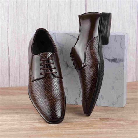 Buy Mochi Men Brown Formal Lace Up Online Sku 19 442 12 40 Mochi Shoes