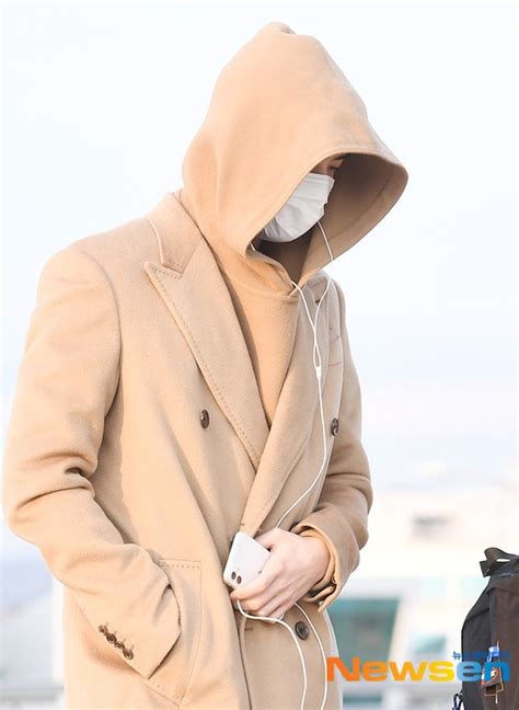 Sehun Exo Kim Min Seok Raincoat Jackets Fashion Rain Jacket Down