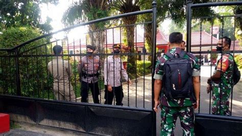 Sekap Wali Kota Blitar Dan Istri Kawanan Perampok Rusak Cctv Dan Bawa