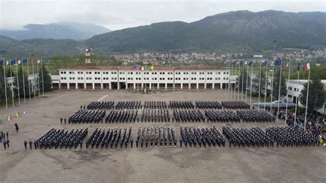 Guardia Di Finanza A L Aquila Giurano 1032 Allievi Marescialli Nel